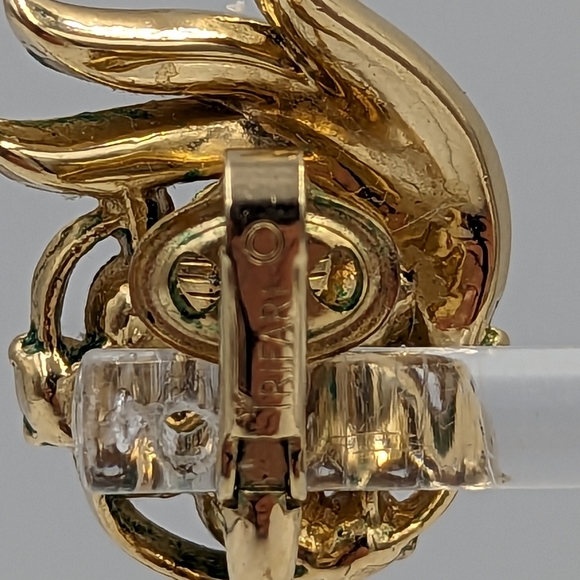 Beautiful Vintage Gold Tone Rhinestone Crown Trifari Clip on Earrings - Picture 6 of 8